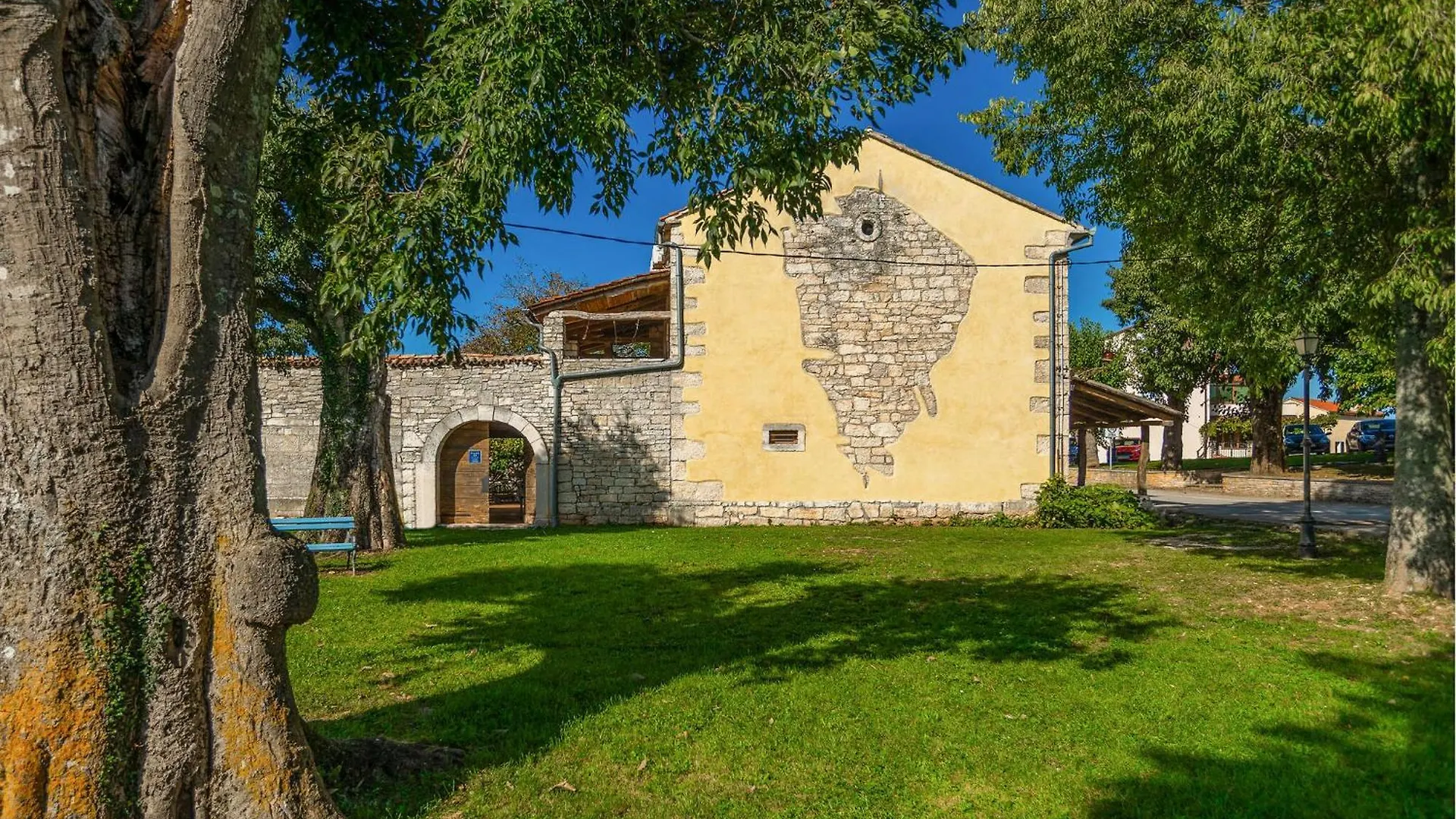 Villa Gigi Tinjan Feriehus